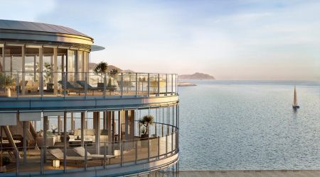 Penthouse With A Terrace Overlooking The Sea