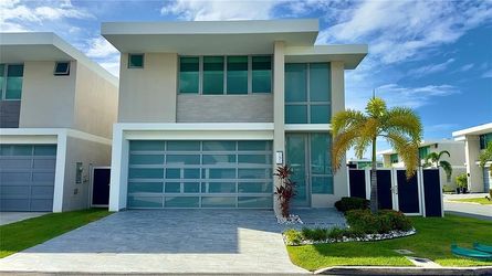 Urb Riviera Village Bayamon Pr