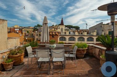 Penthouse With Panoramic Terraces In The Heart Of Historic Rome
